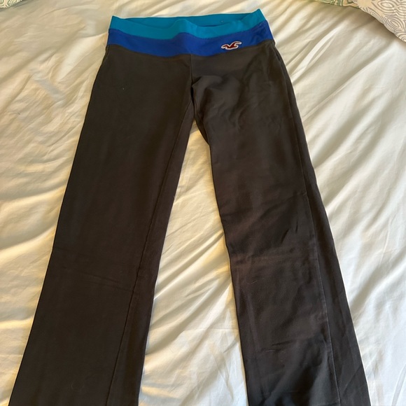 Hollister yoga pants. Good condition. Size XS - Picture 1 of 3